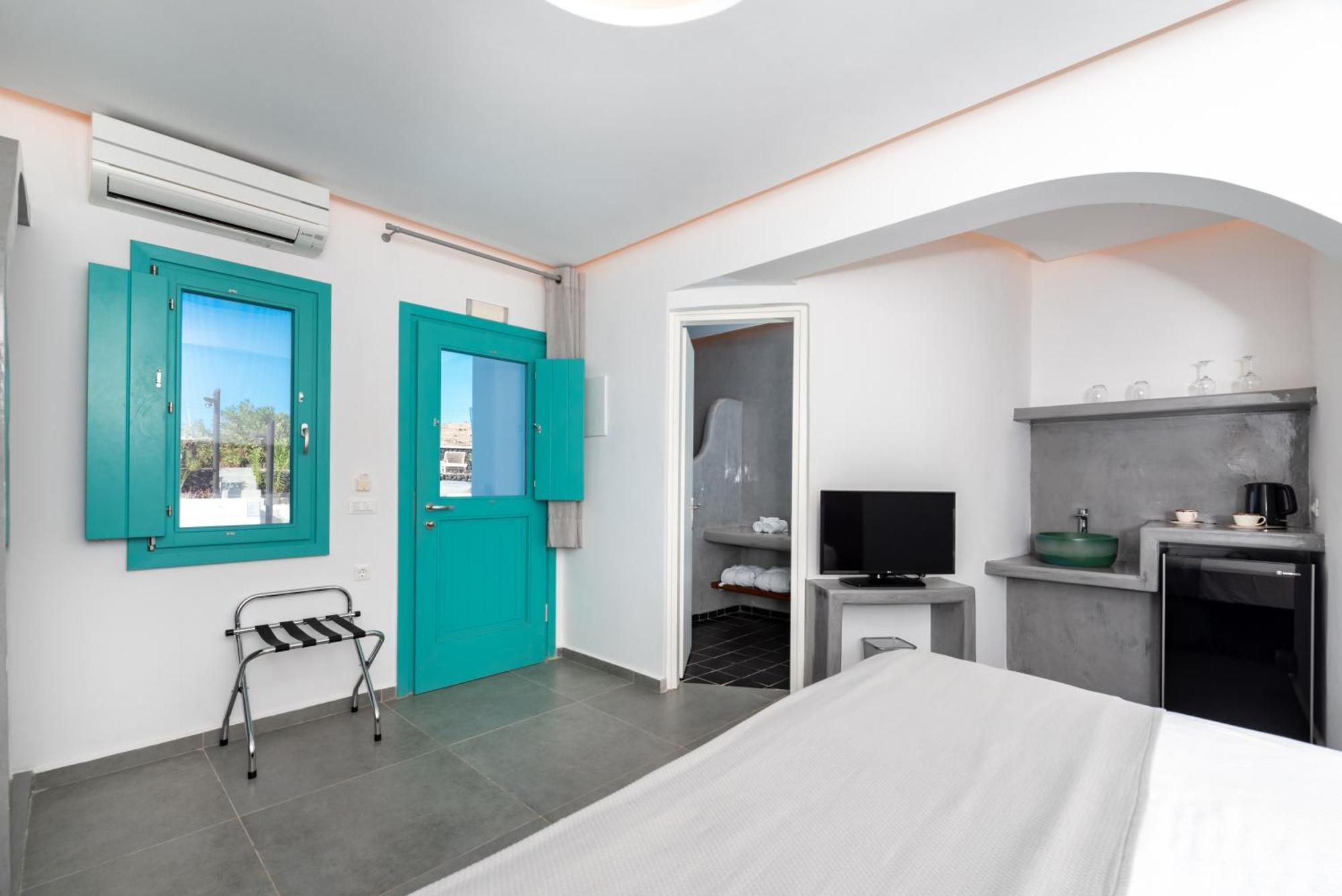 Santa Irina Luxury Sunny Lofts Hotel Perivolos  Exterior foto
